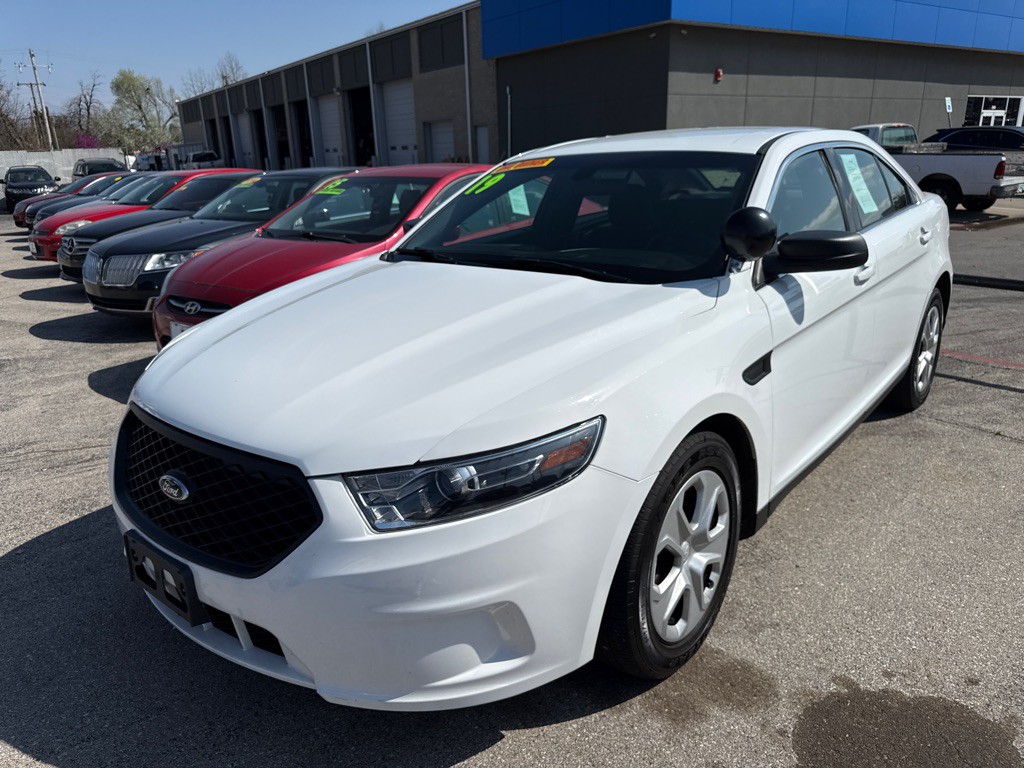 2019 Ford Taurus Image 3