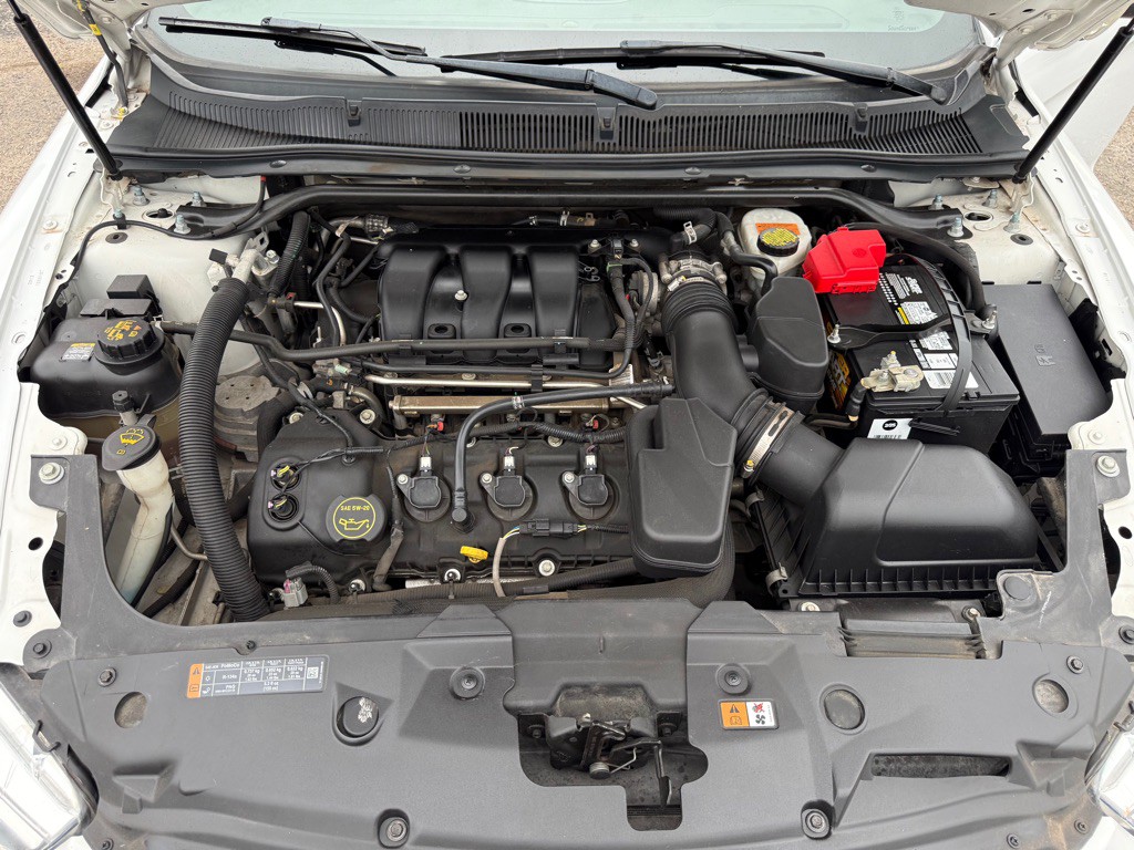 2019 Ford Taurus Image 12