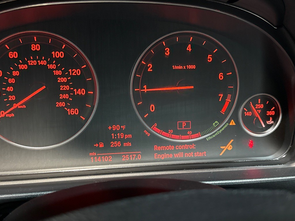 2011 BMW 5 Series Image 11