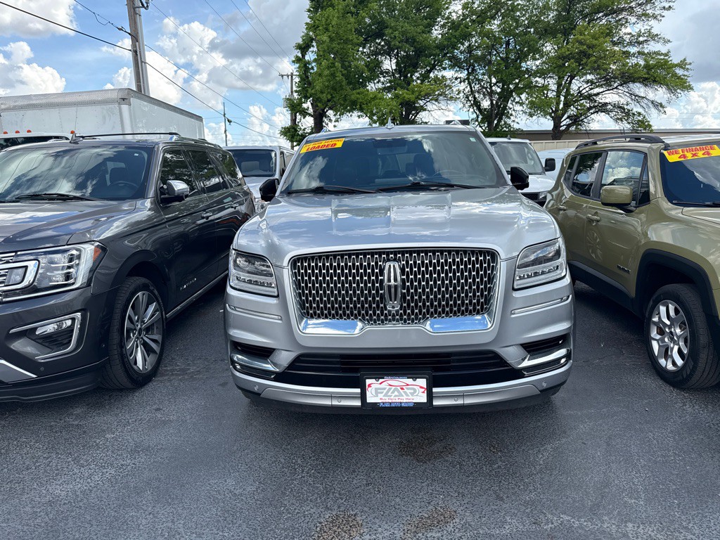 2021 Lincoln Navigator Image 1
