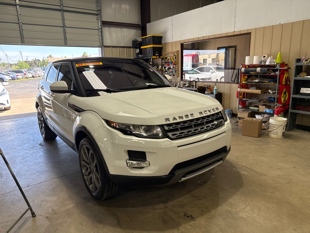 2015 Land Rover Range Rover Evoque Image 2