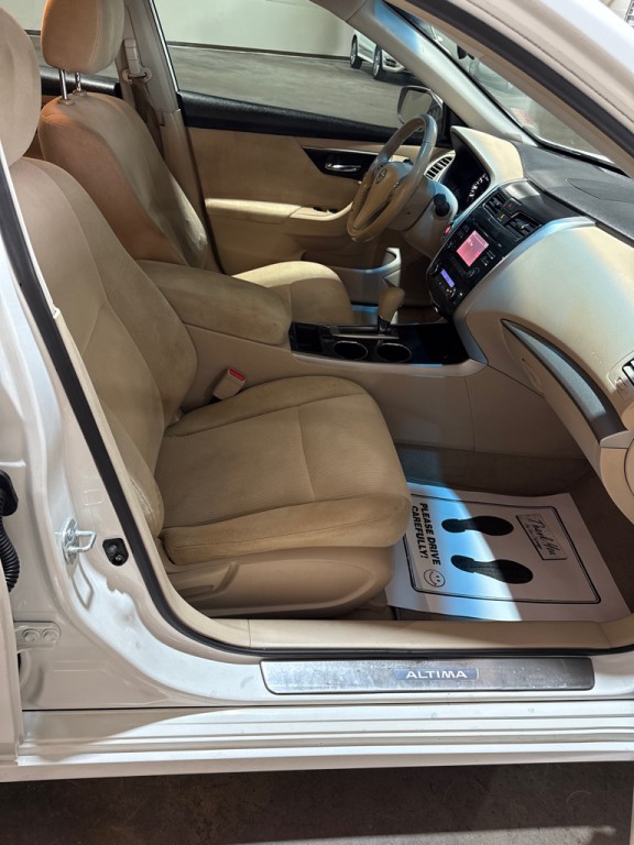 2013 Nissan Altima Image 6
