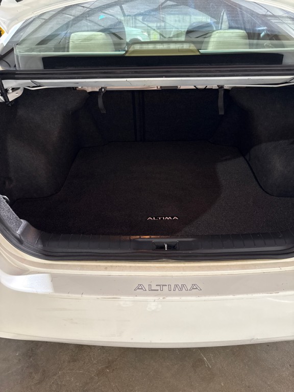 2013 Nissan Altima Image 11