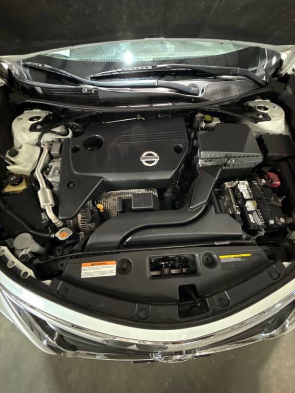 2013 Nissan Altima Image 12