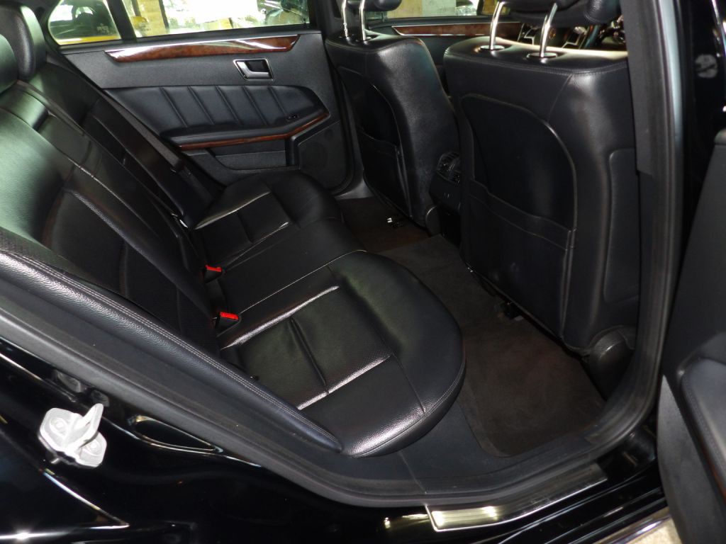 2013 Mercedes-Benz E-Class Image 13