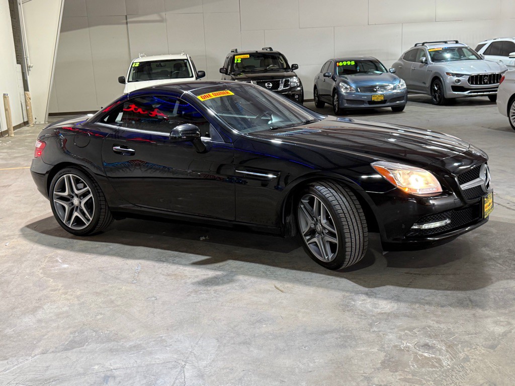 2013 Mercedes-Benz SLK-Class Image 11