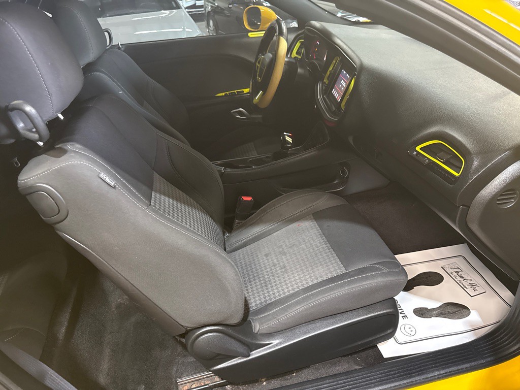 2018 Dodge Challenger Image 10