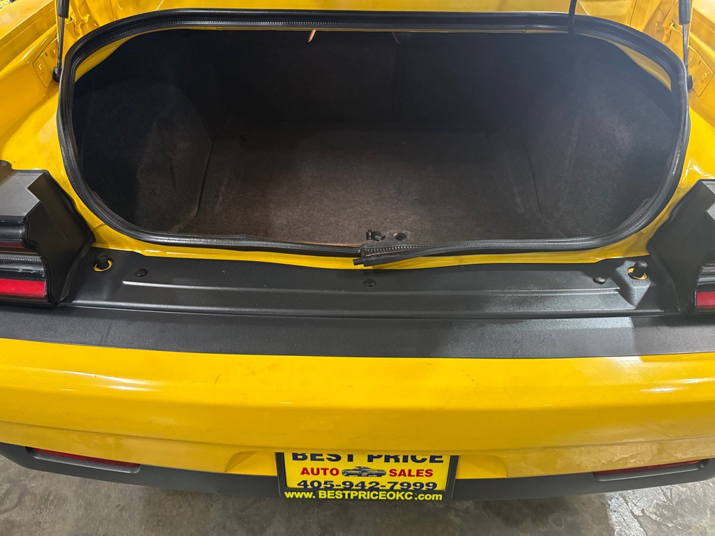 2018 Dodge Challenger Image 11