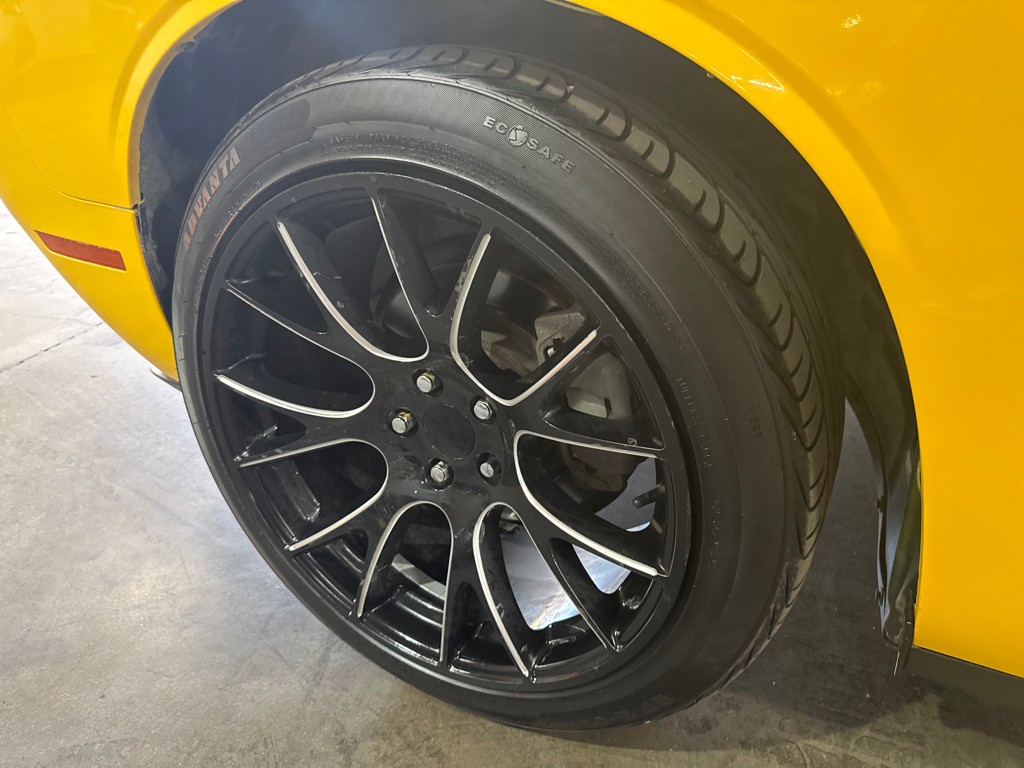 2018 Dodge Challenger Image 12