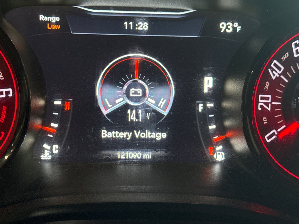 2018 Dodge Challenger Image 14