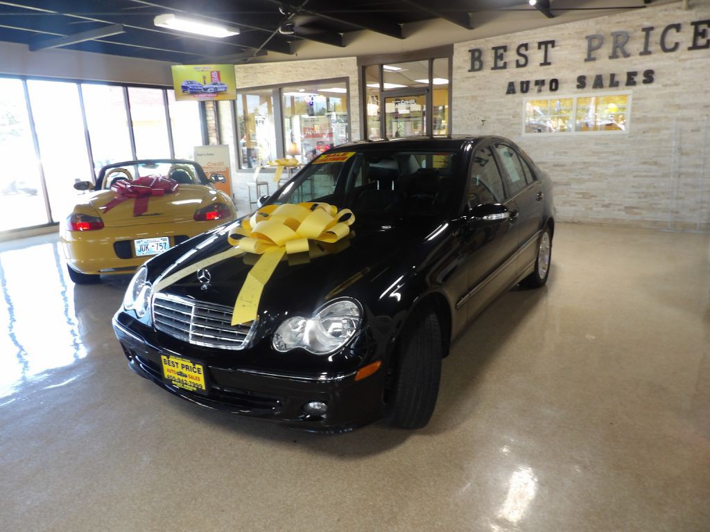 2006 Mercedes-Benz C-Class Image 3