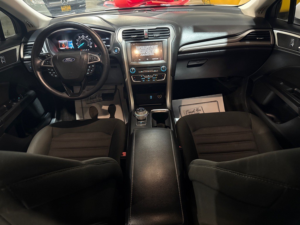 2018 Ford Fusion Image 5