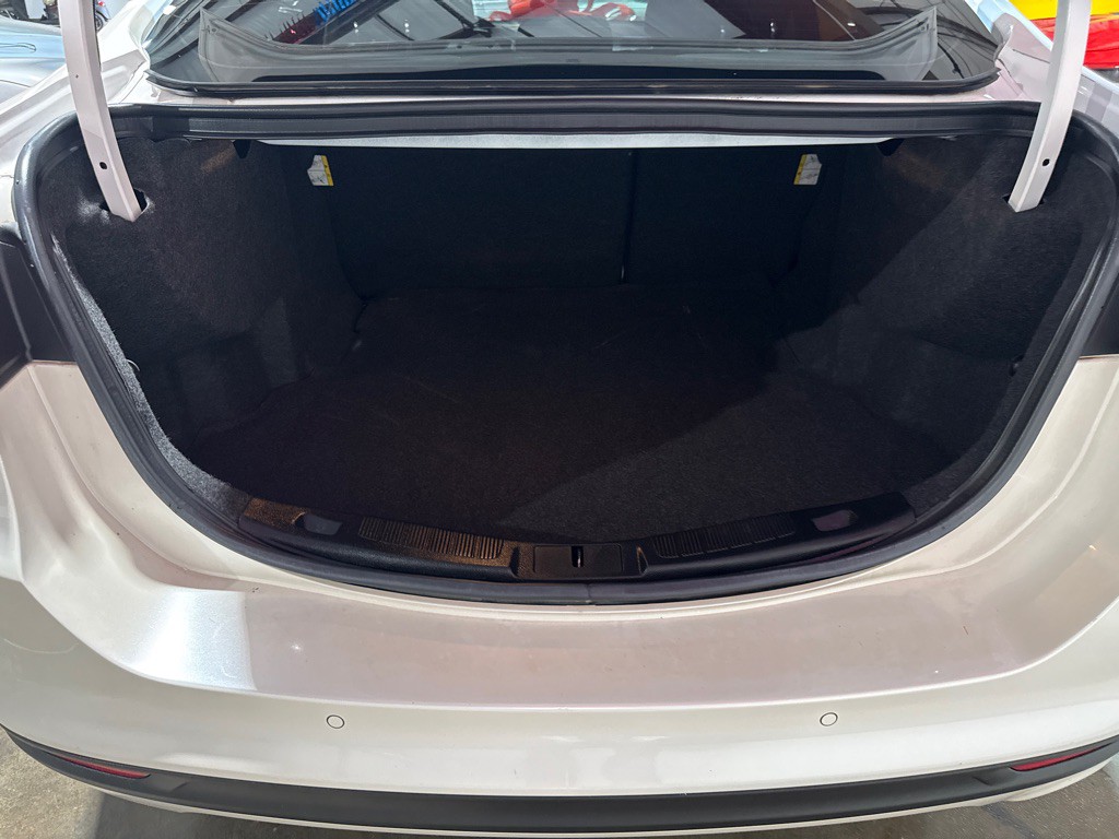 2018 Ford Fusion Image 9