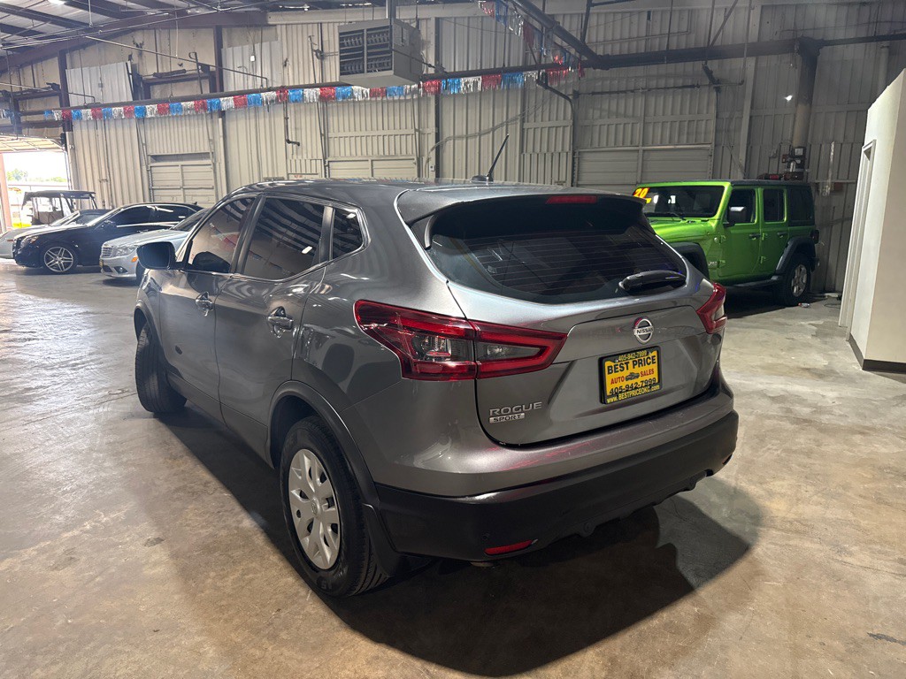 2020 Nissan Rogue Image 3