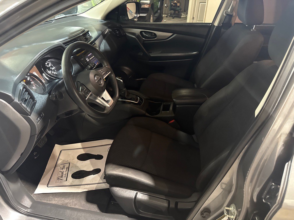 2020 Nissan Rogue Image 5