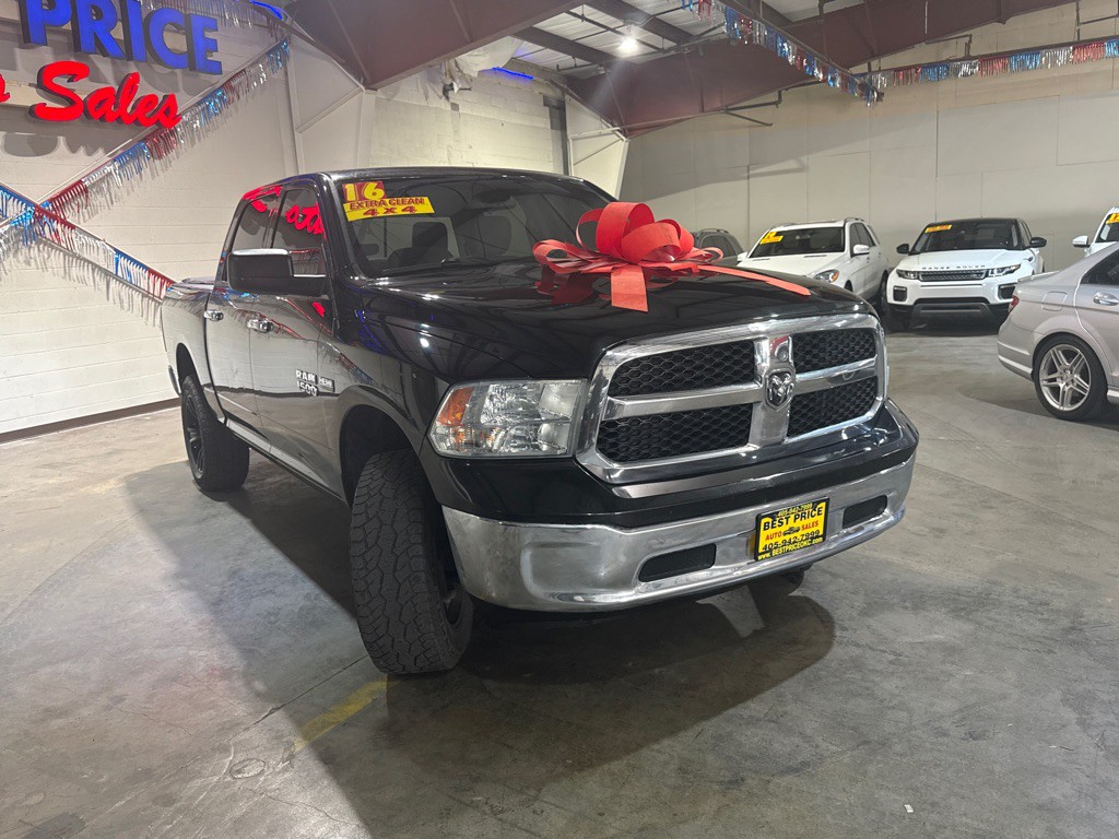 2016 RAM 1500 Image 2