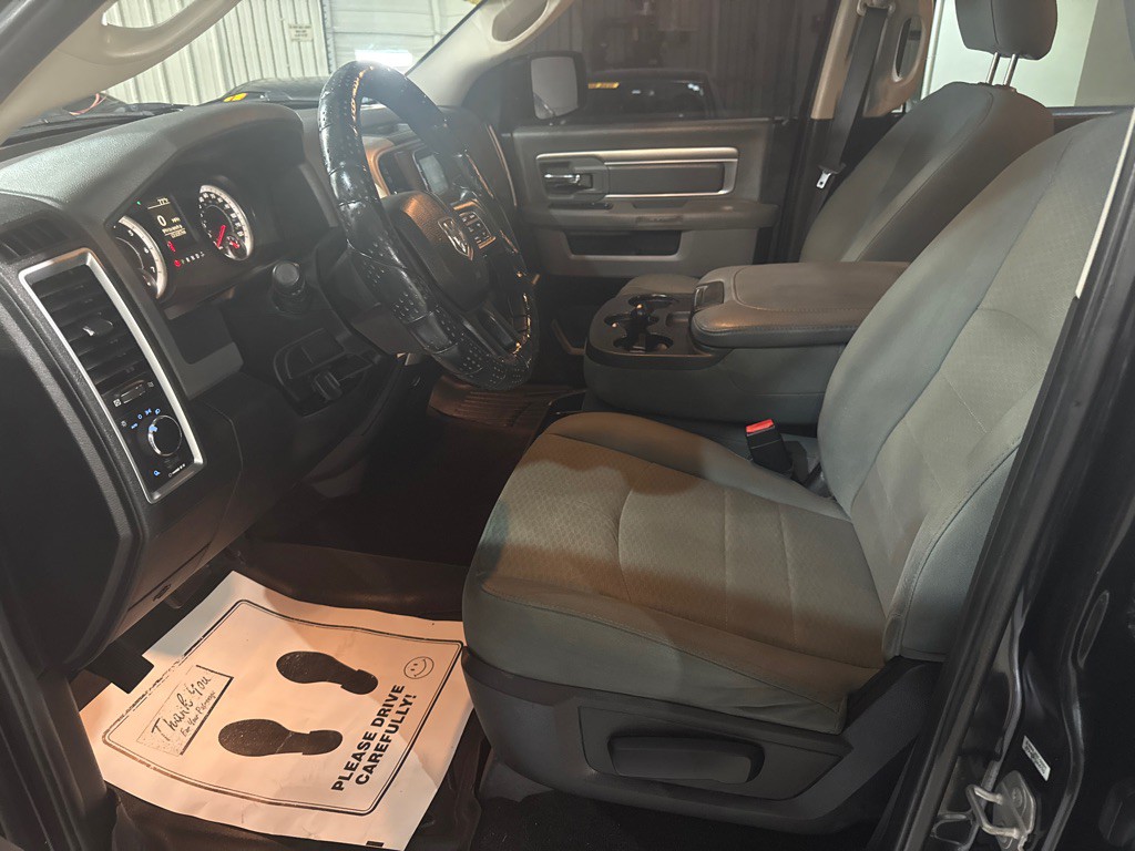 2016 RAM 1500 Image 4
