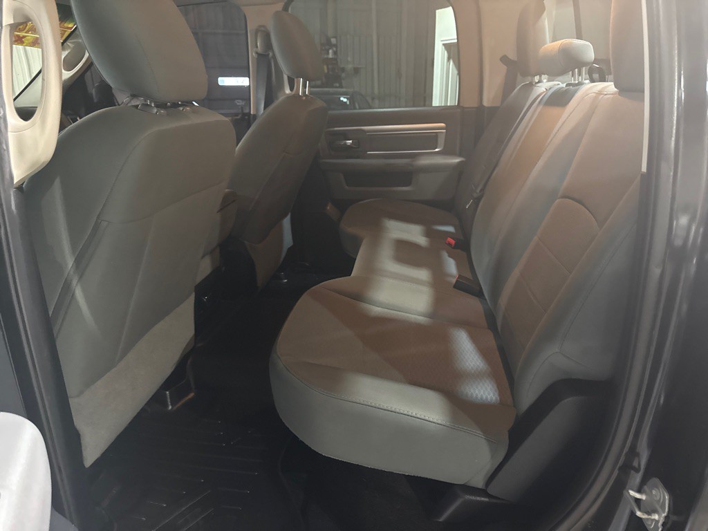 2016 RAM 1500 Image 14