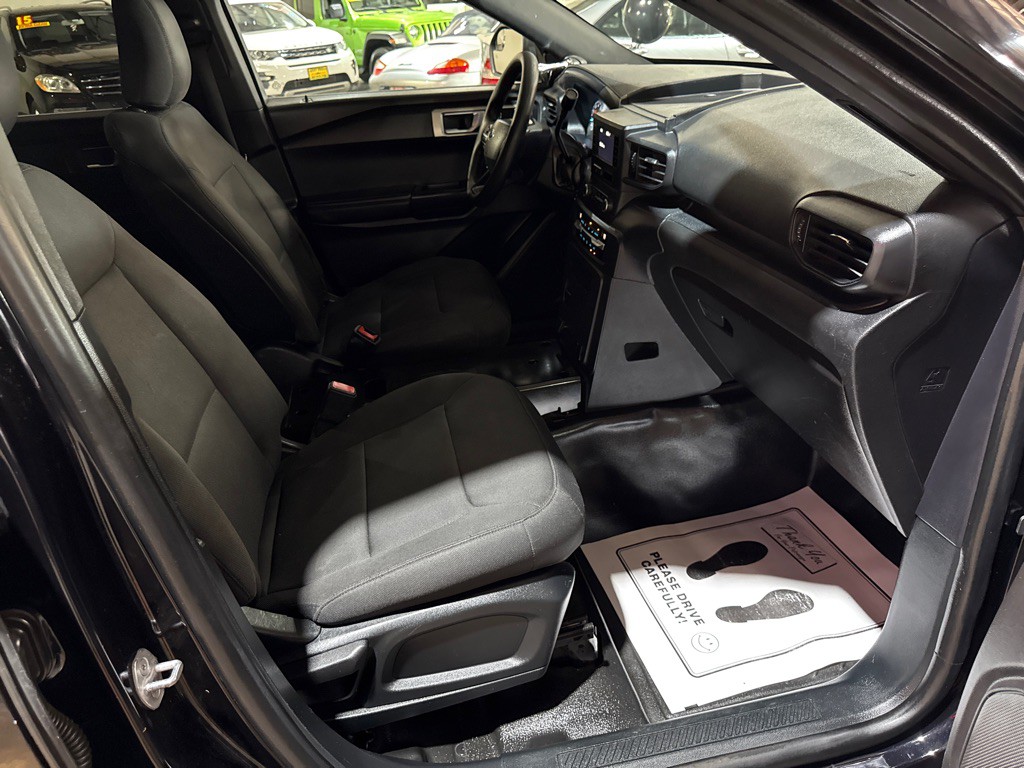 2020 Ford Explorer Image 9