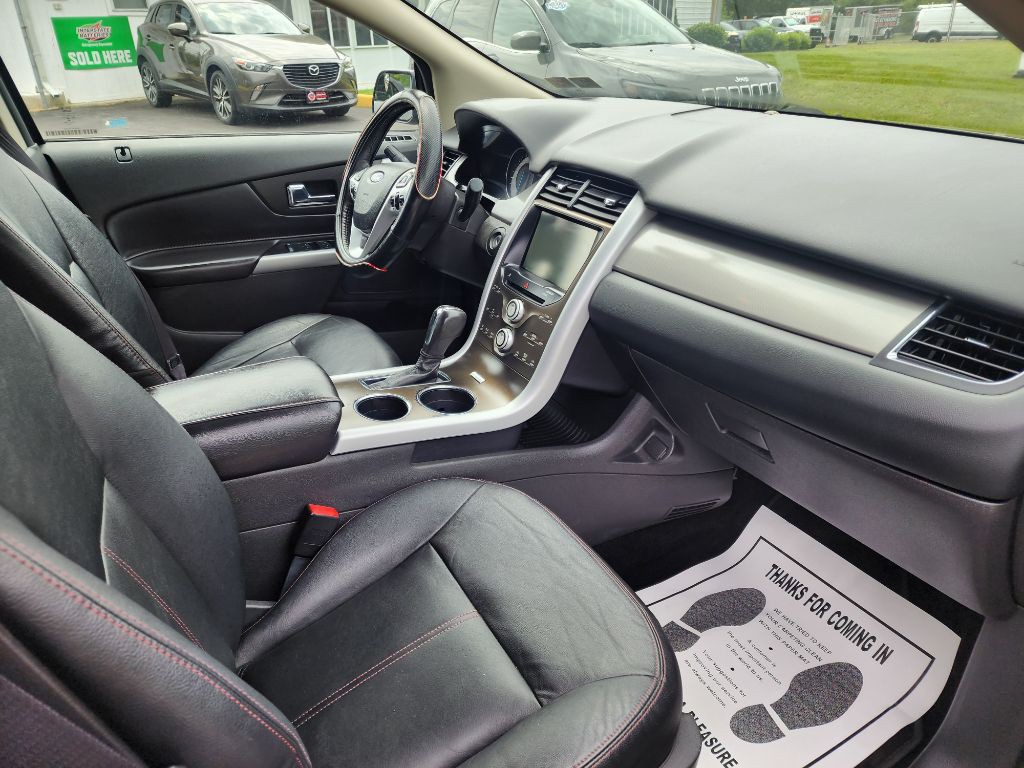 2014 Ford Edge Image 8