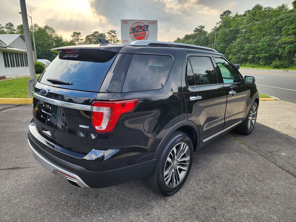 2016 Ford Explorer Image 2