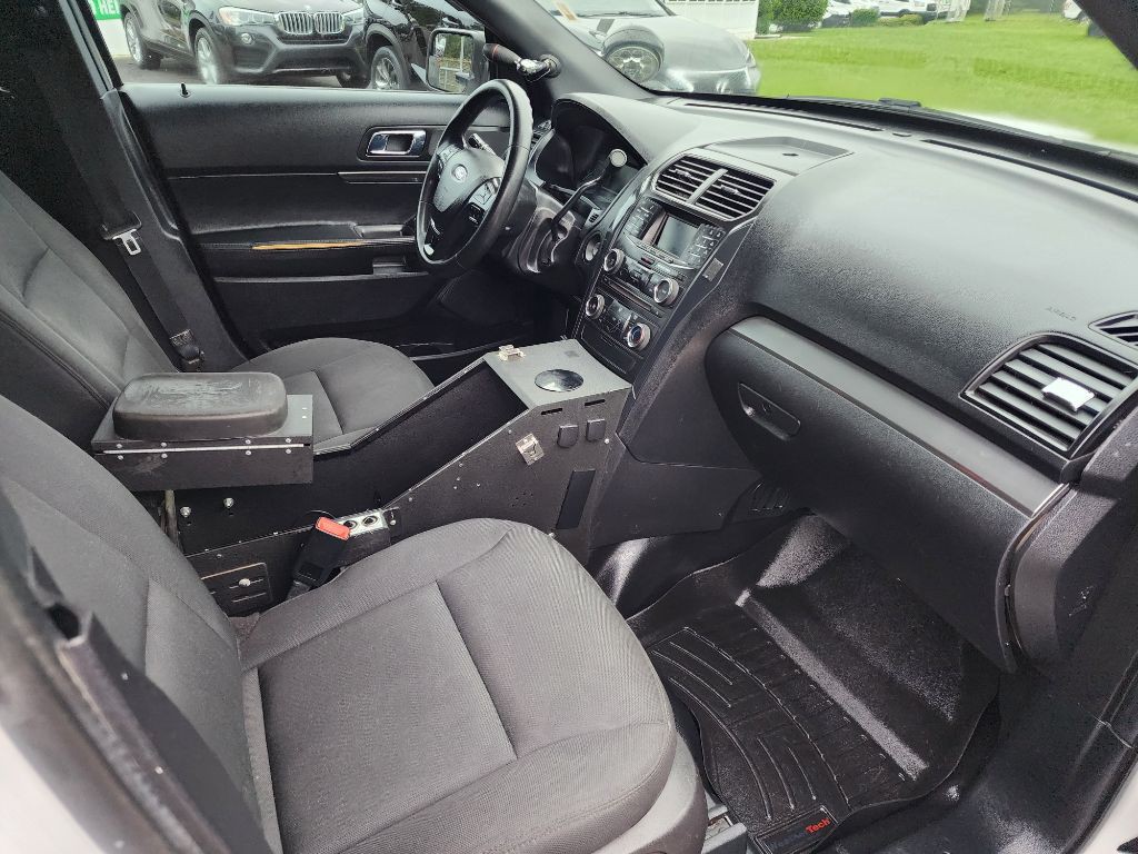 2018 Ford Explorer Image 8