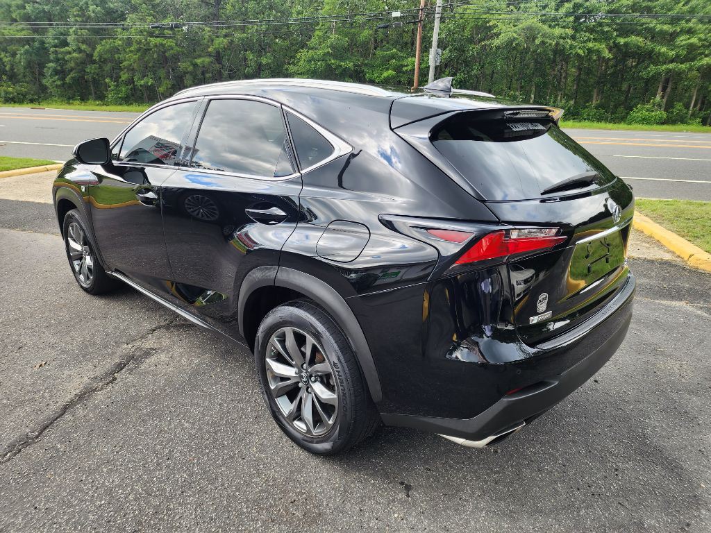 2017 Lexus NX 200t Image 4