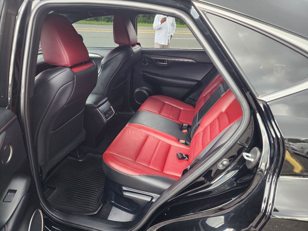 2017 Lexus NX 200t Image 11