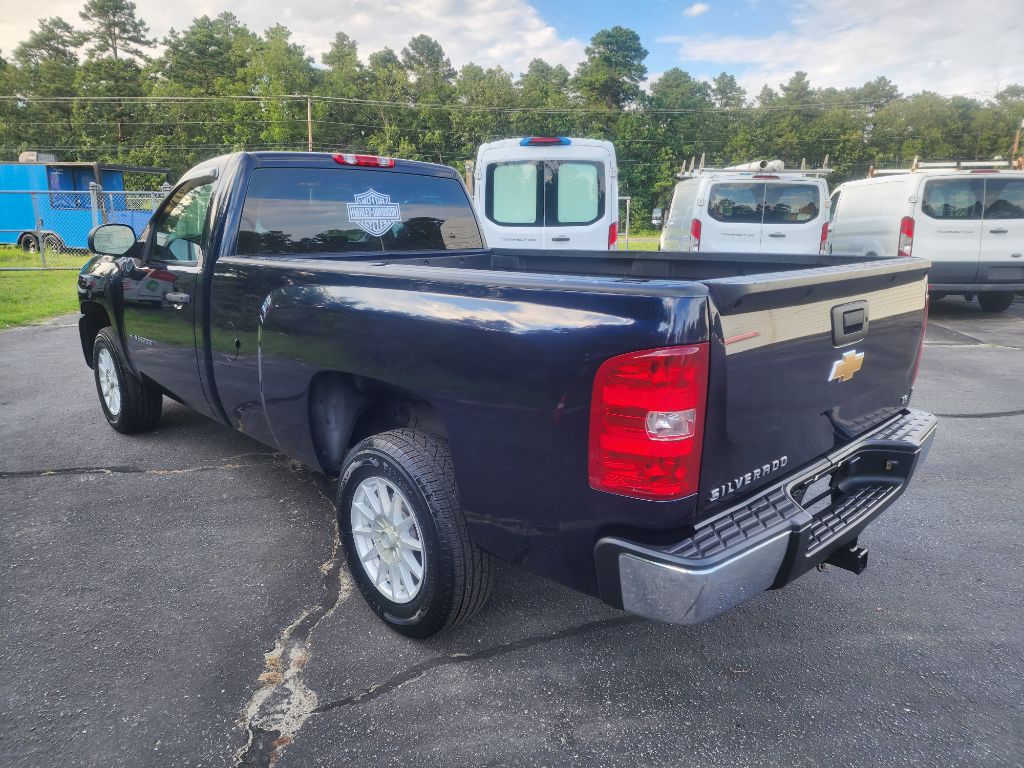 2010 Chevrolet Silverado 1500 Image 2
