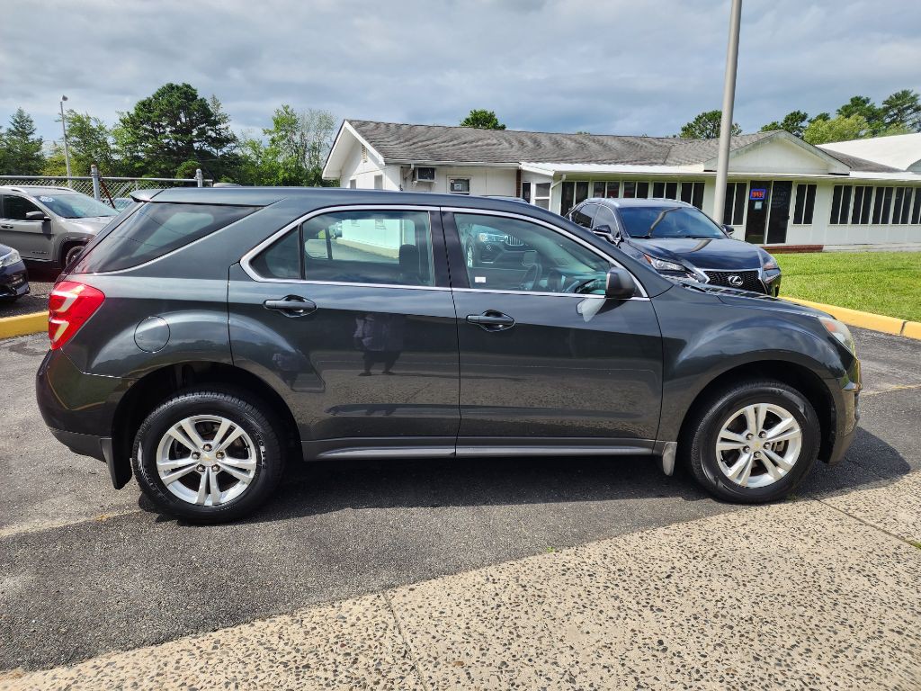 2017 Chevrolet Equinox Image 6