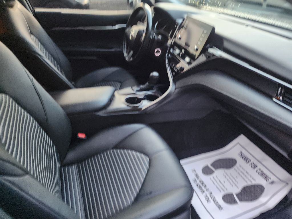 2021 Toyota Camry Image 10