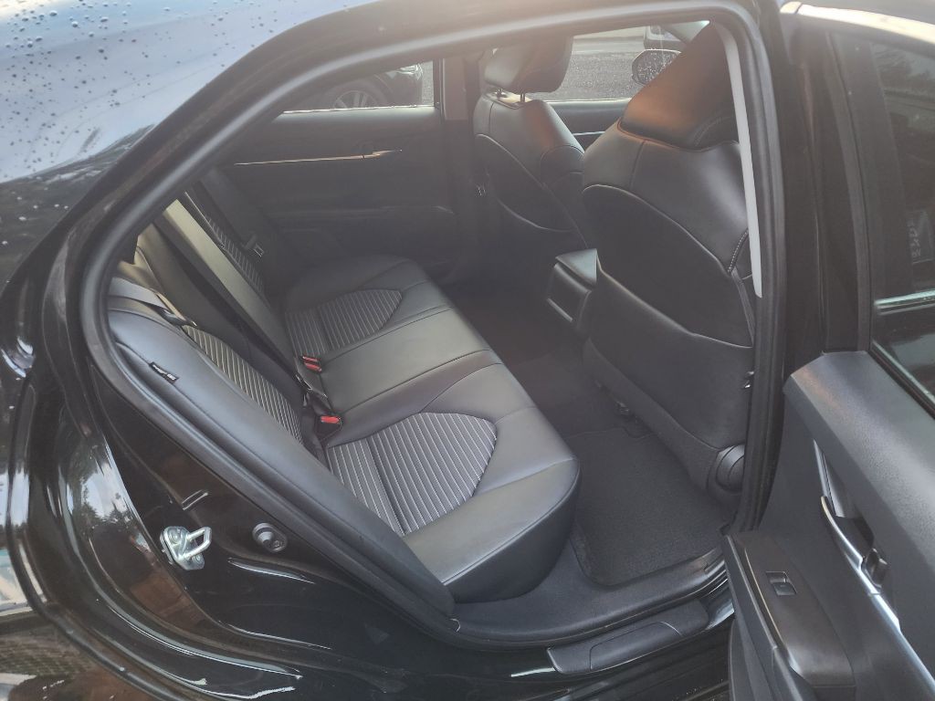2021 Toyota Camry Image 11