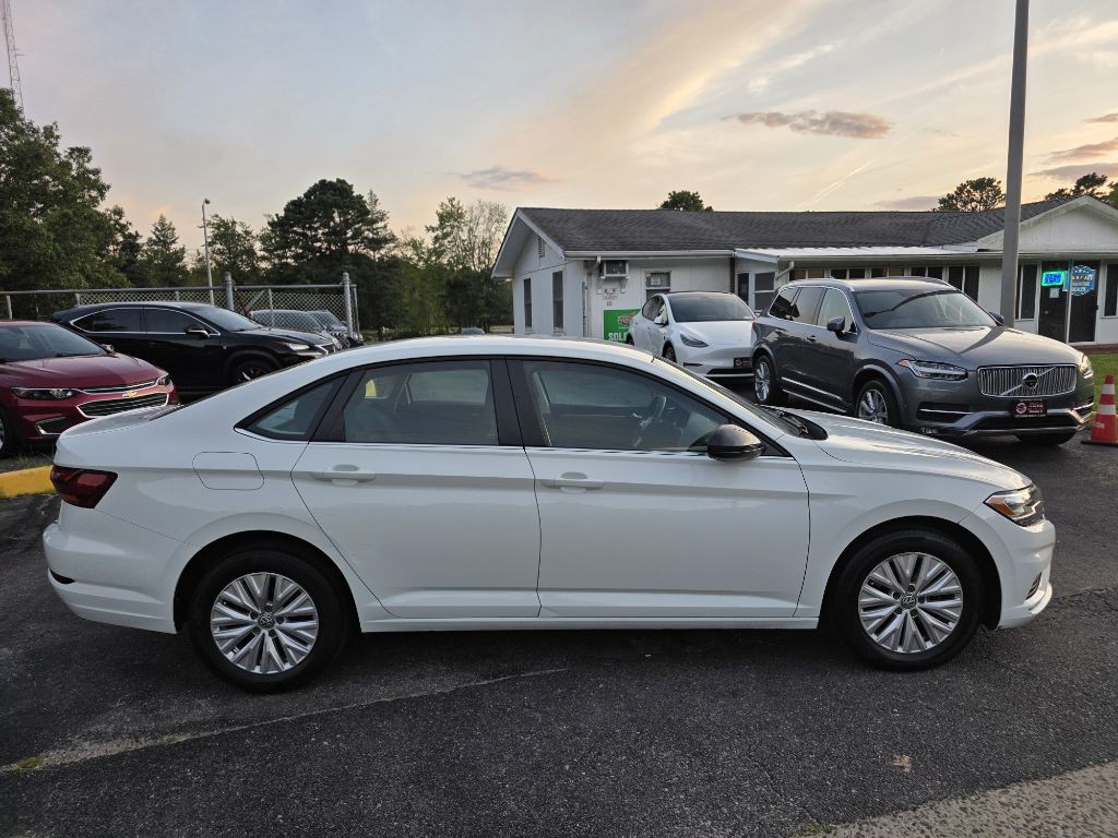 2019 Volkswagen Jetta Image 4