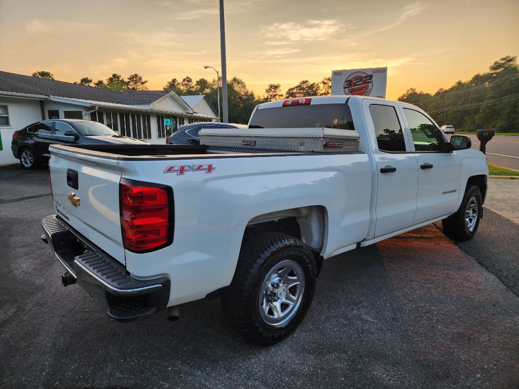 2017 Chevrolet Silverado 1500 Image 2