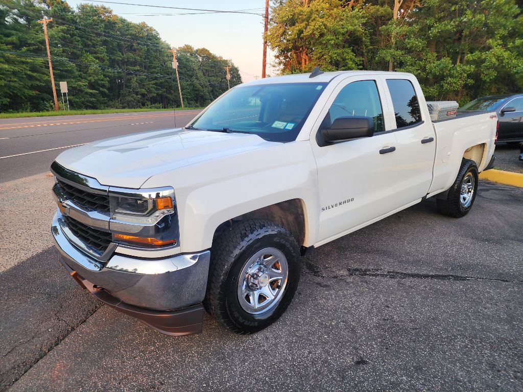 2017 Chevrolet Silverado 1500 Image 3