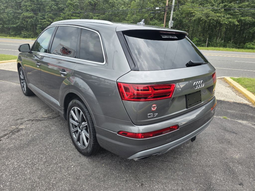 2018 Audi Q7 Image 3