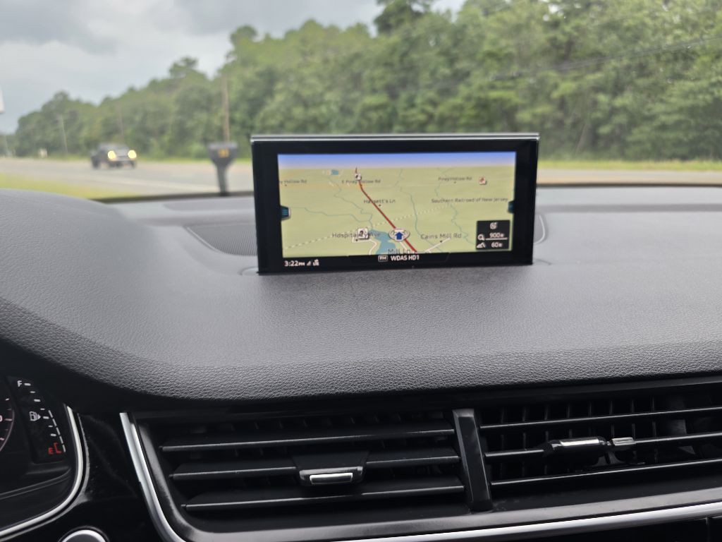 2018 Audi Q7 Image 16