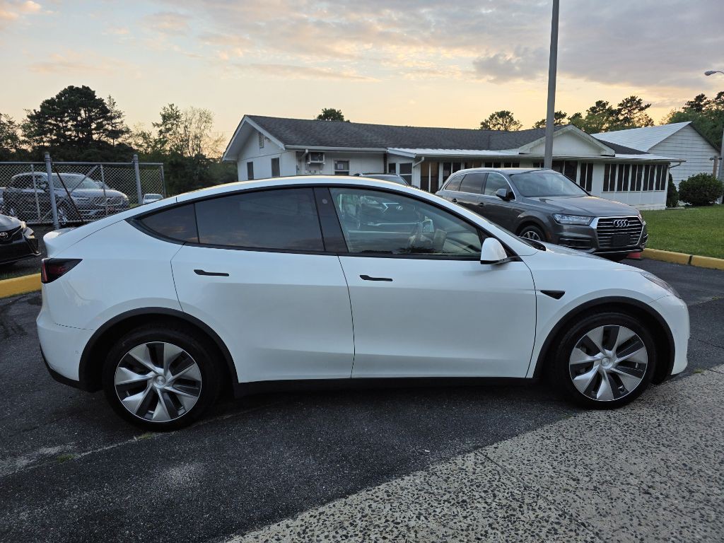 2021 Tesla Model Y Image 5