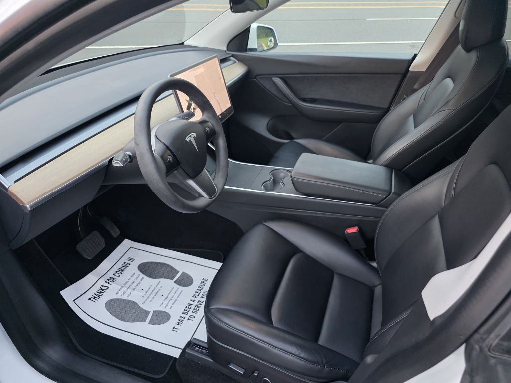 2021 Tesla Model Y Image 8