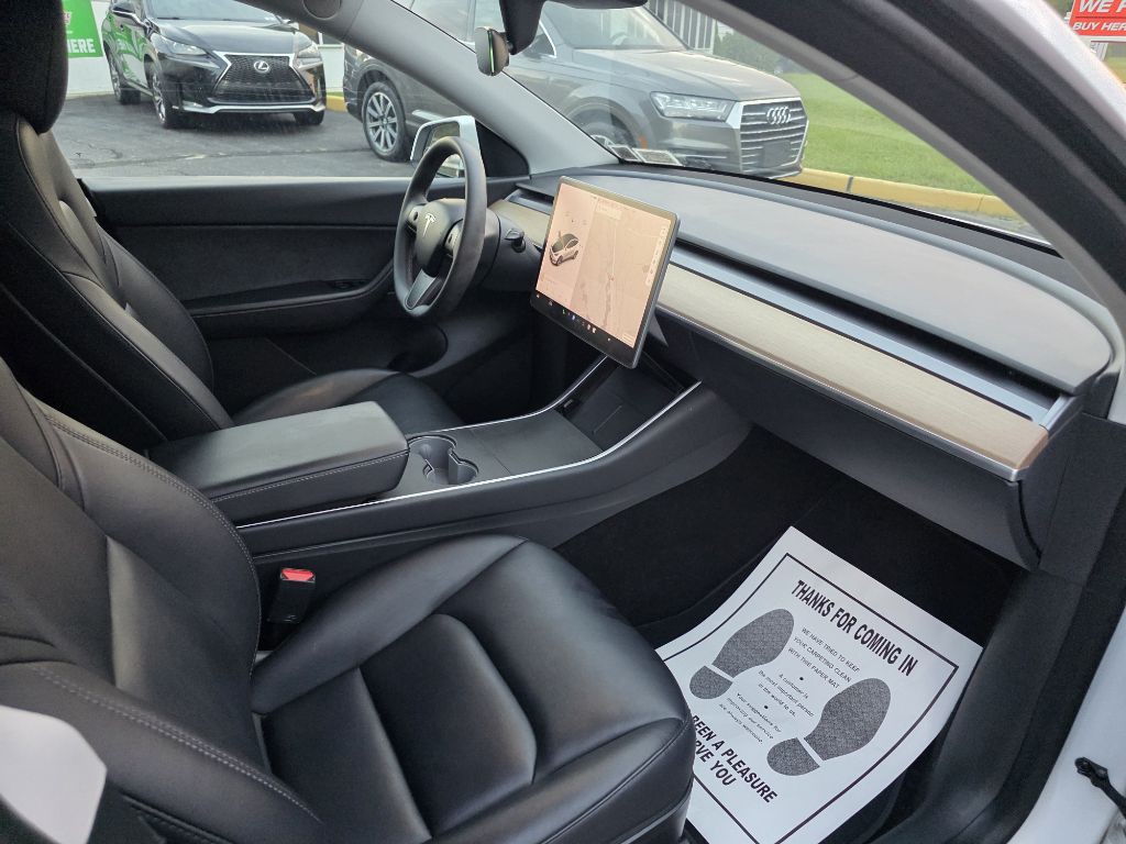 2021 Tesla Model Y Image 11