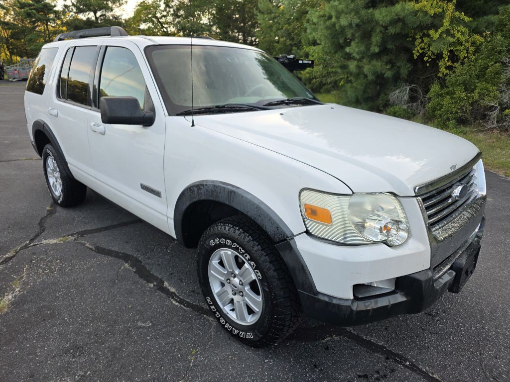 2007 Ford Explorer Image 1