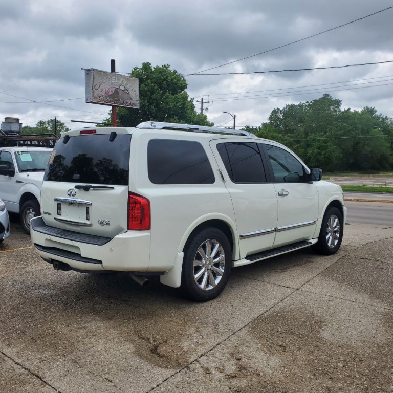 2010 INFINITI QX56 Image 6