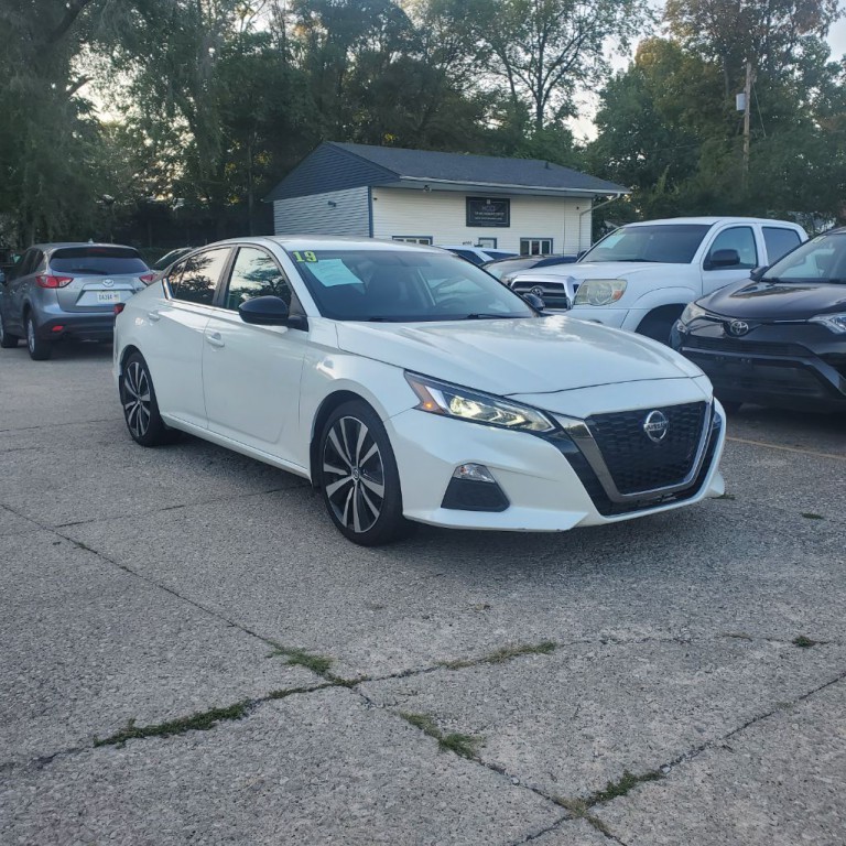 2019 Nissan Altima Image 1