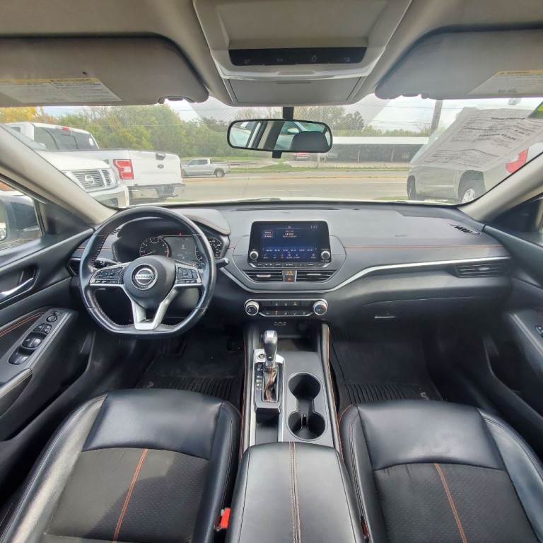 2019 Nissan Altima Image 9
