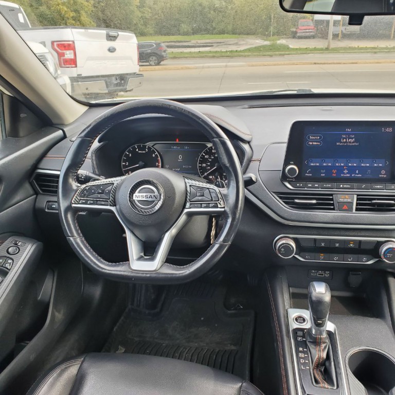 2019 Nissan Altima Image 10