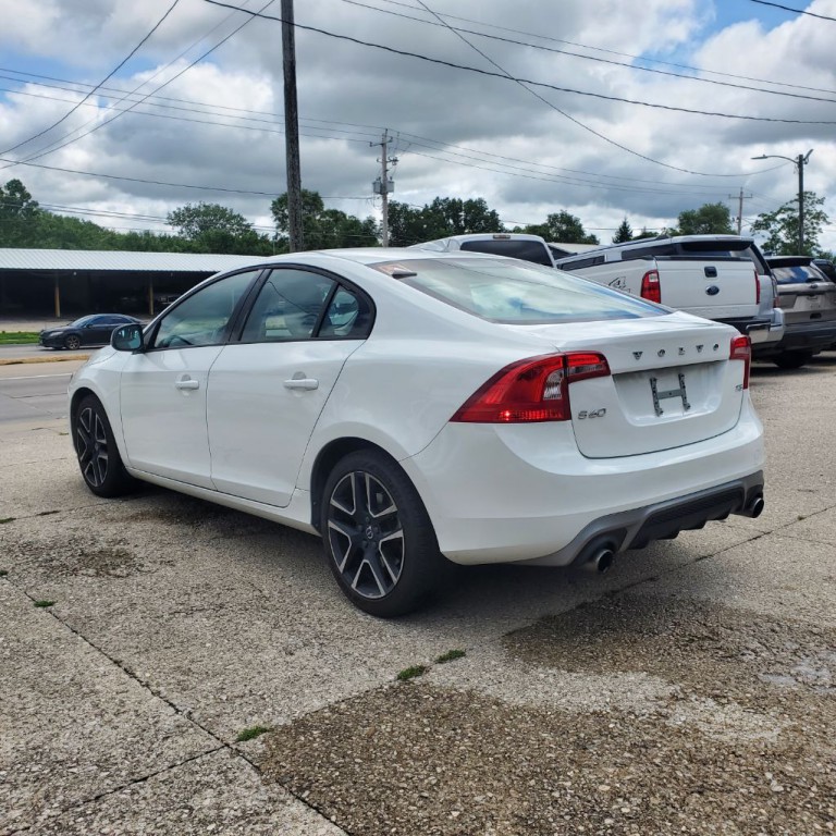 2017 Volvo S60 Image 4