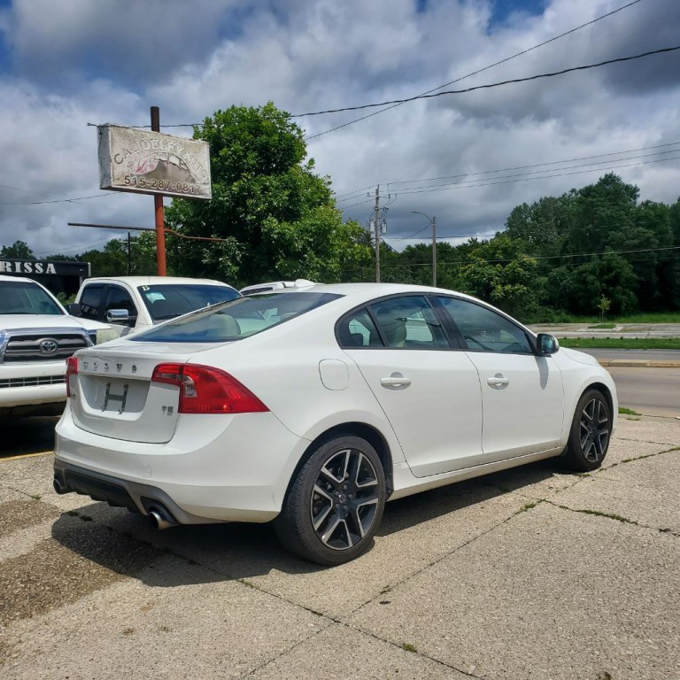 2017 Volvo S60 Image 6