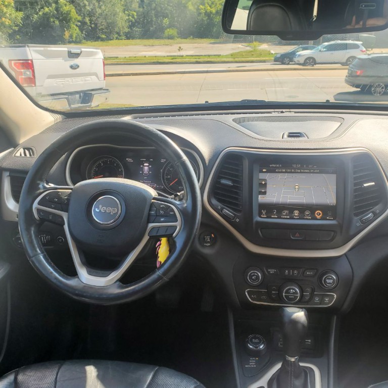 2015 Jeep Cherokee Image 10