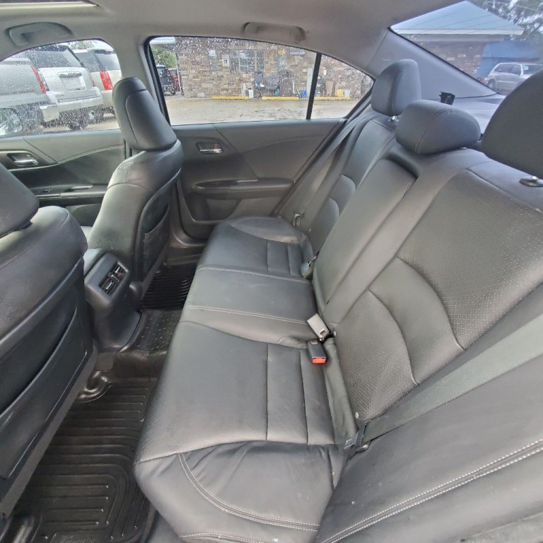 2013 Honda Accord Image 7