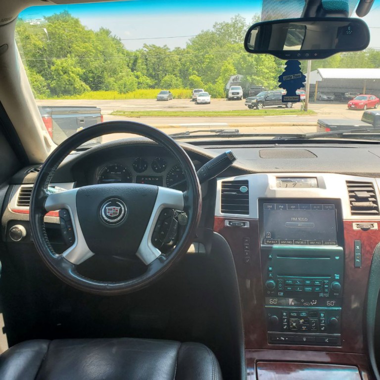 2007 Cadillac Escalade Image 11